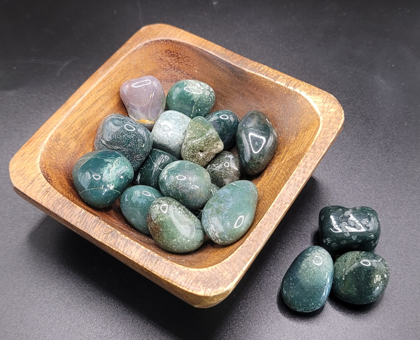 Moss Agate Tumbled